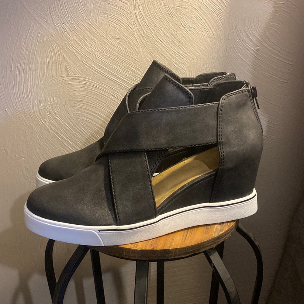 Maurices Cutout Sneaker Wedge